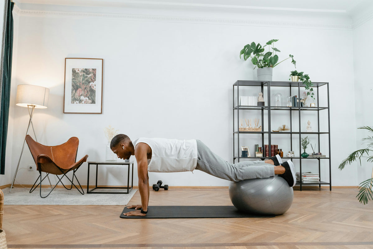 The Beginner’s Guide to Building a Consistent Fitness Routine at Home